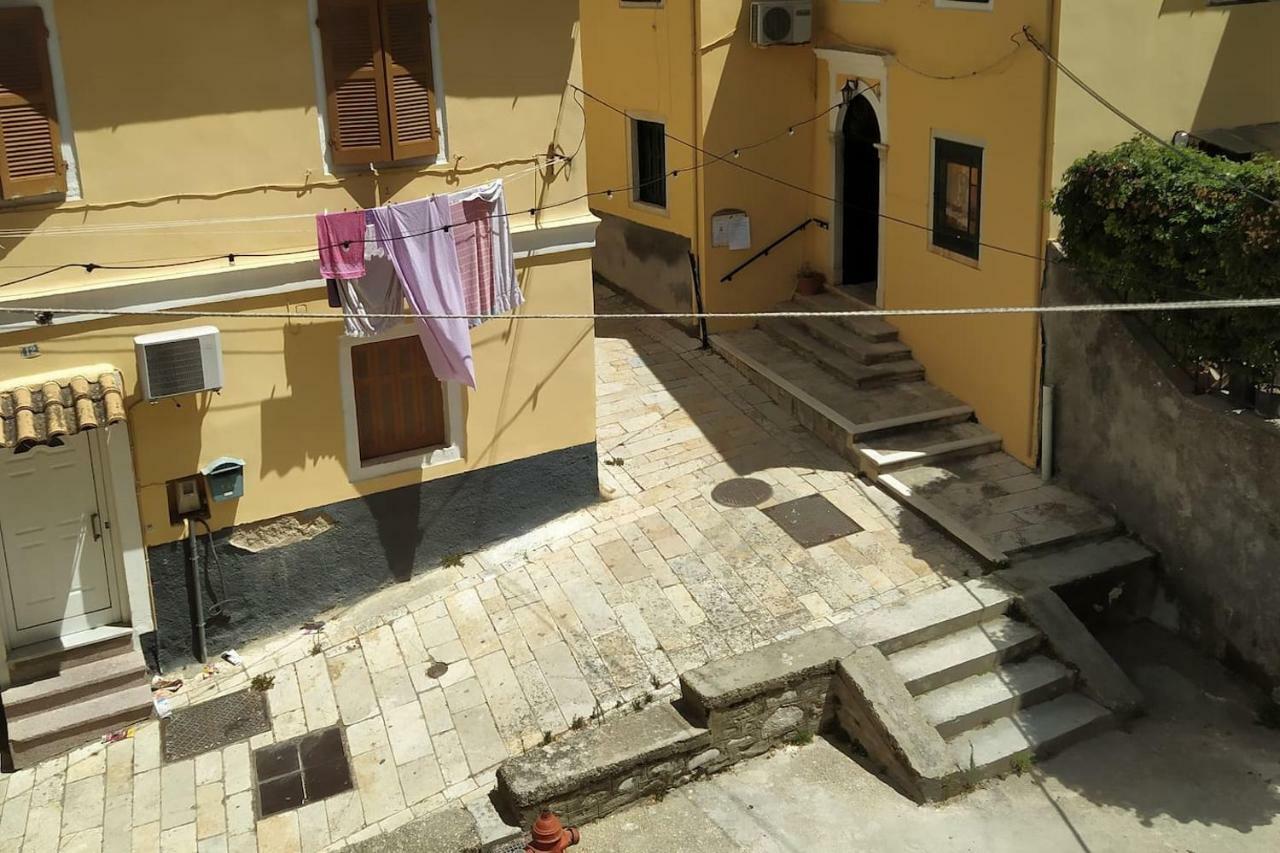 Suitedreams,Next To St.Spiridon Church Corfu  Luaran gambar